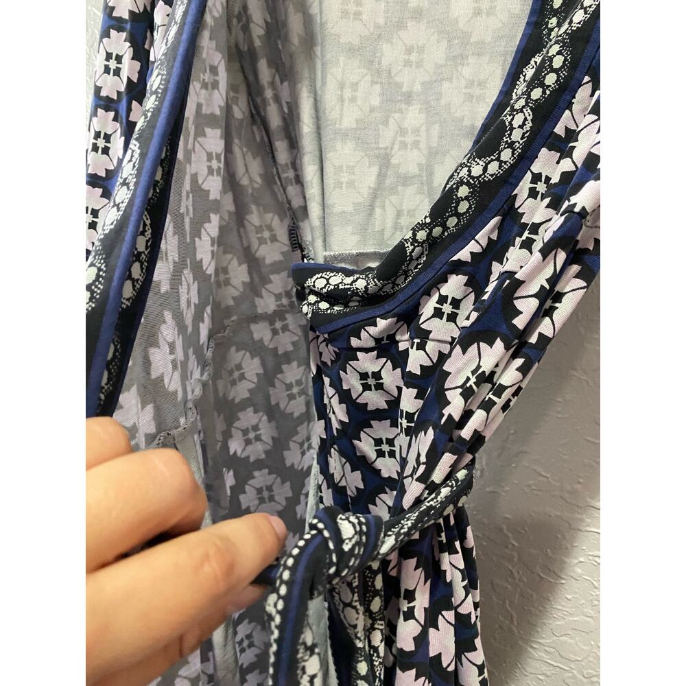 Diane Von Furstenberg Pink/Blue Printed Silk Wrap Mini Dress - Picture 2 of 5
